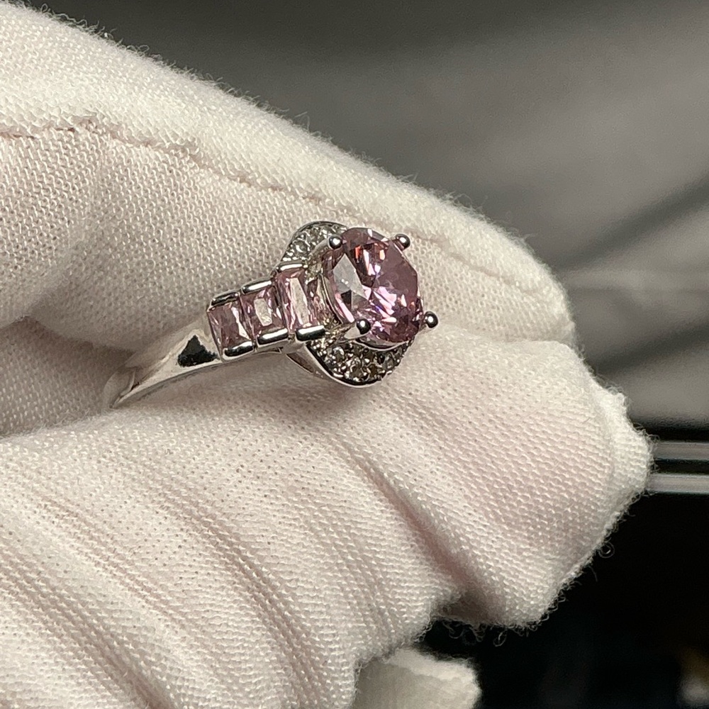 Estate Jewelry Pink Gemstone CZ with baguettes Silver Cocktail Ring Sz 6 Vintage - Picture 2 of 6